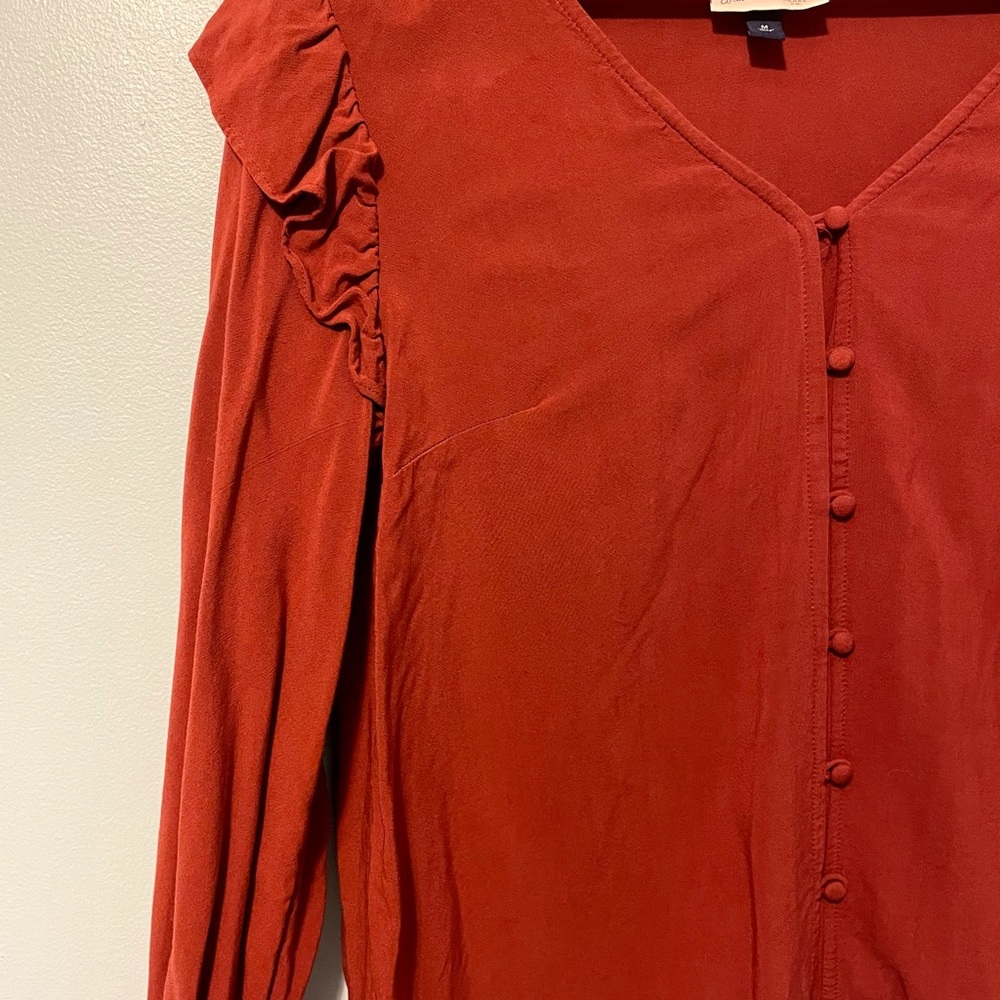 Universal Thread V-Neck Ruffle Top - Picture 2 of 4